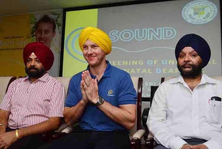 chandigarh, Australian Bowler brett lee in Amritsar of Punjab
