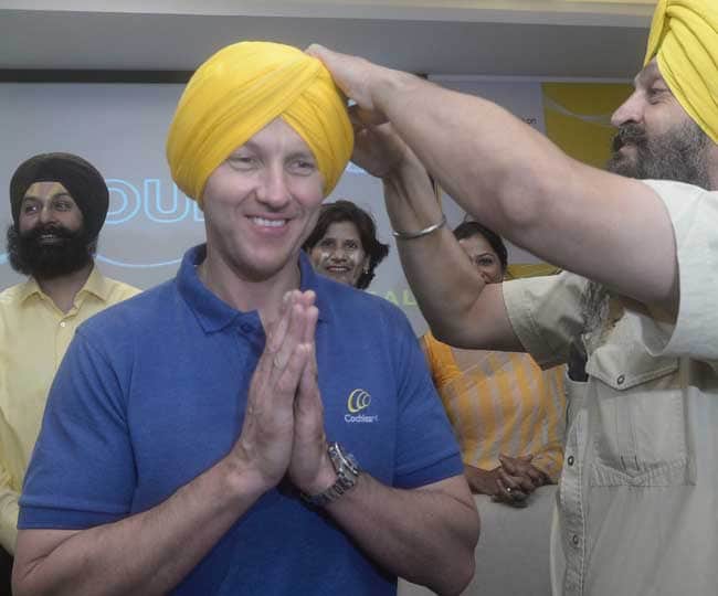 chandigarh, Australian Bowler brett lee in Amritsar of Punjab