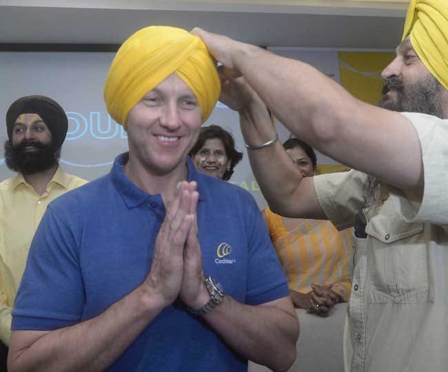 chandigarh, Australian Bowler brett lee in Amritsar of Punjab