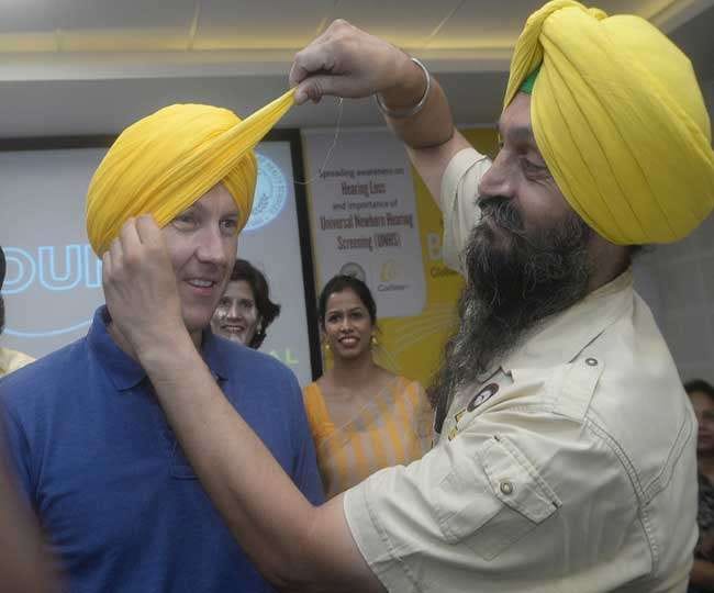 chandigarh, Australian Bowler brett lee in Amritsar of Punjab