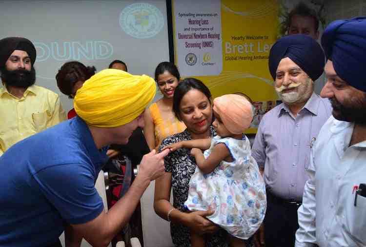 chandigarh, Australian Bowler brett lee in Amritsar of Punjab