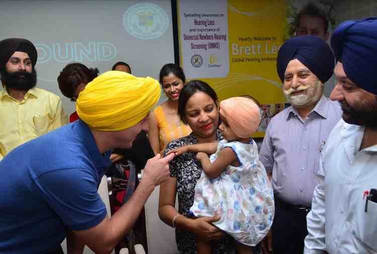 chandigarh, Australian Bowler brett lee in Amritsar of Punjab