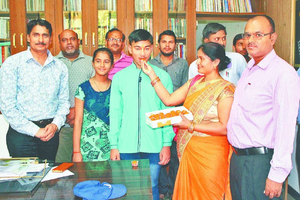 CBSE Class 10th Result toppers of agra zone