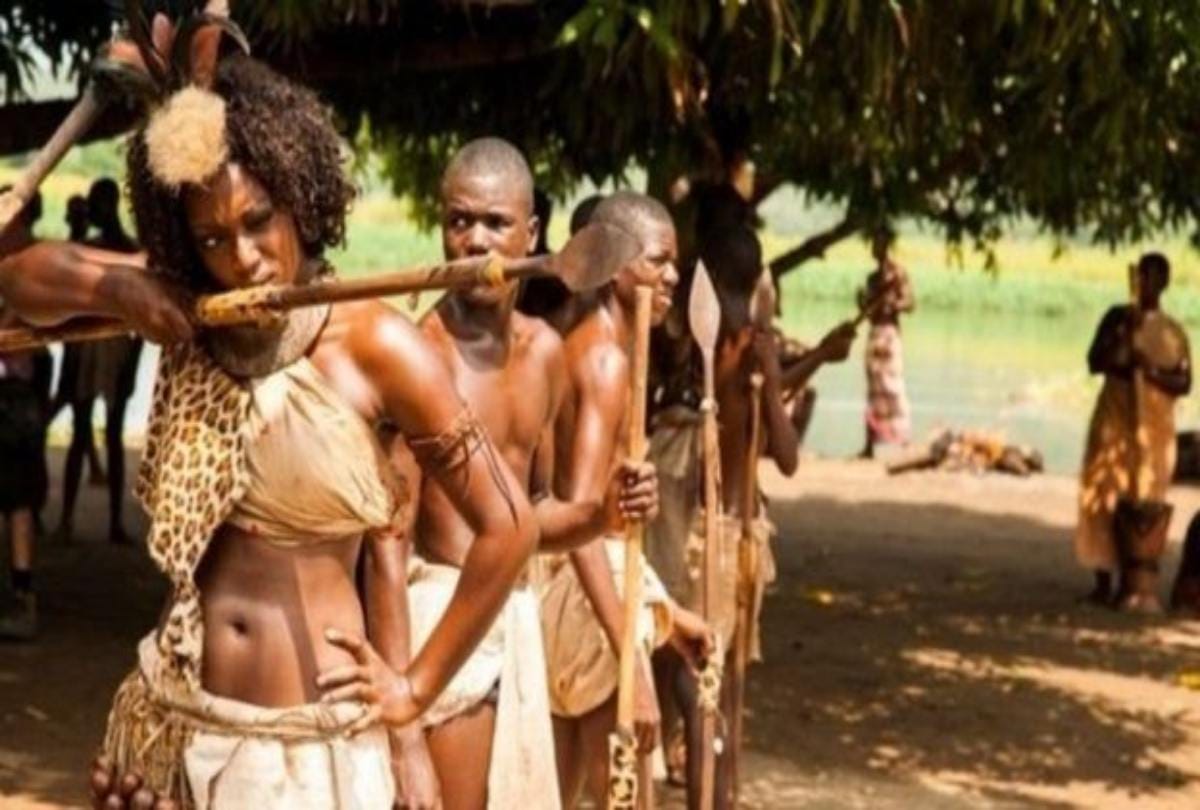 After making sexual relations the queen of angola burnt alive her slave  