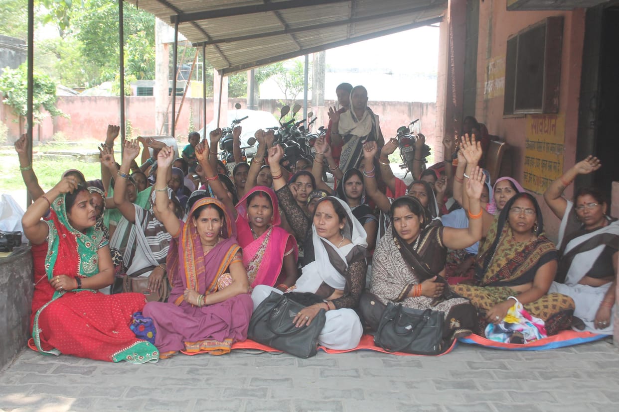 asha workers agitated at chc & phc