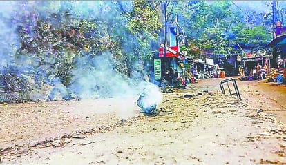 wildfire Broke in corbett national park and market or residential area