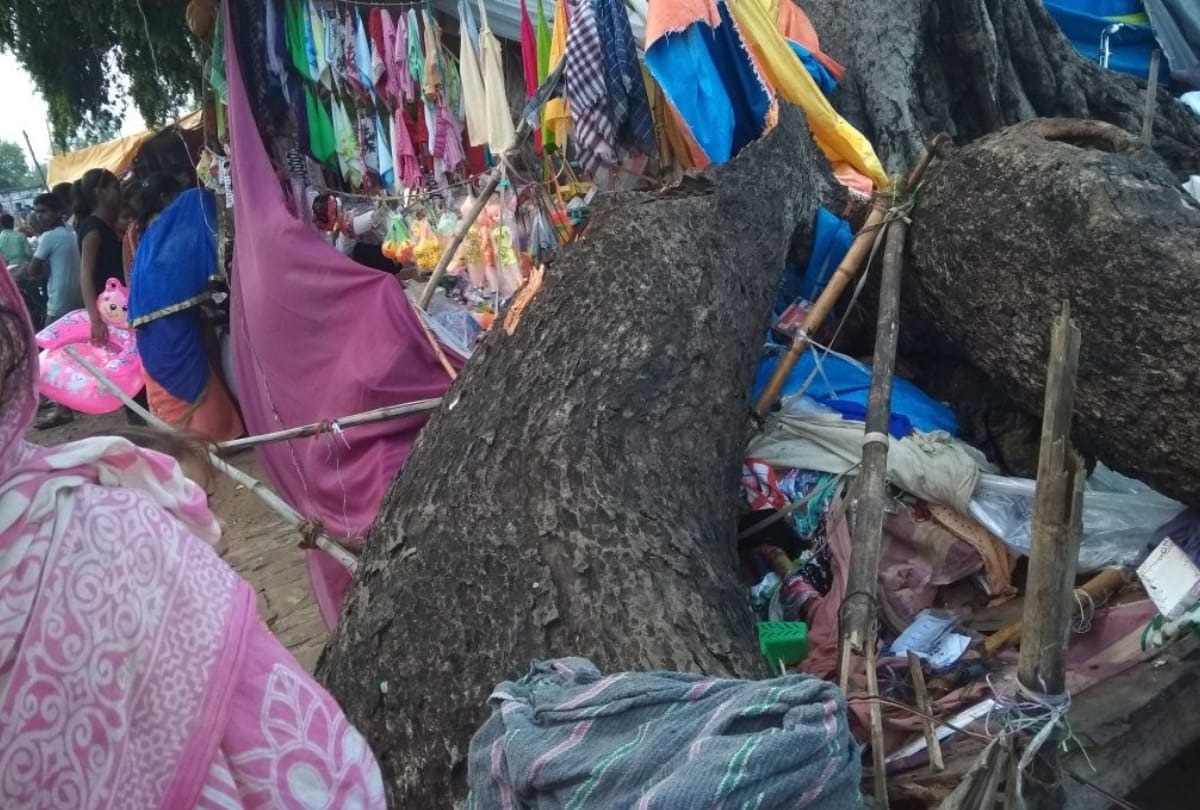 heavy rainfall and storm in uttar pradesh