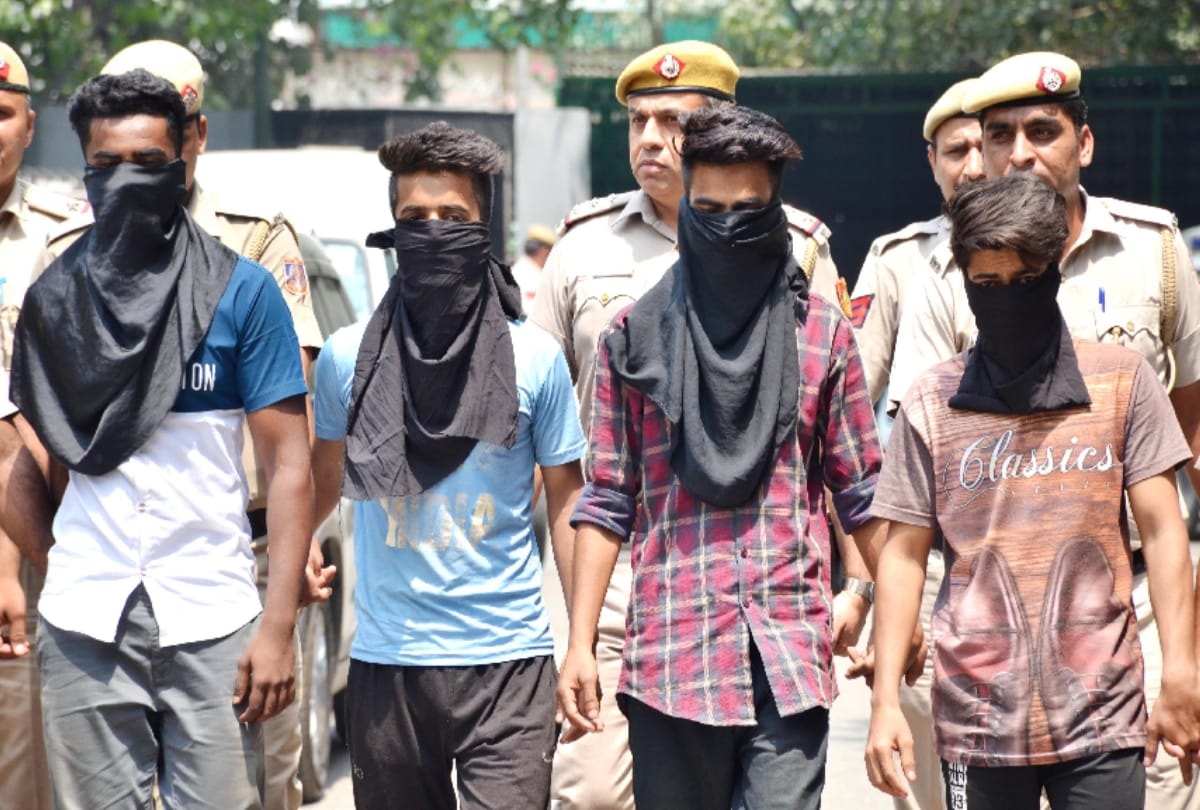 seven boys including 3 minors molested a boy as he was wearing ma kaali dress then kill him in delhi