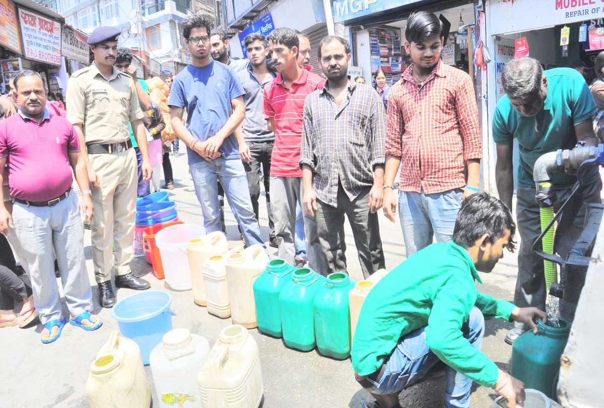 water distribution schedule of govt failed on the first day of its implementation in shimla