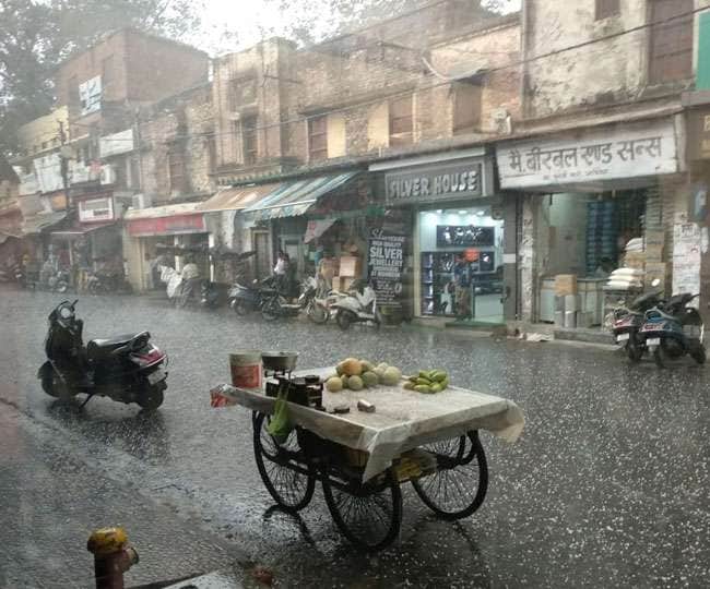 Heavy rain and thunderstorm Hailstorm in all over uttarakahnd