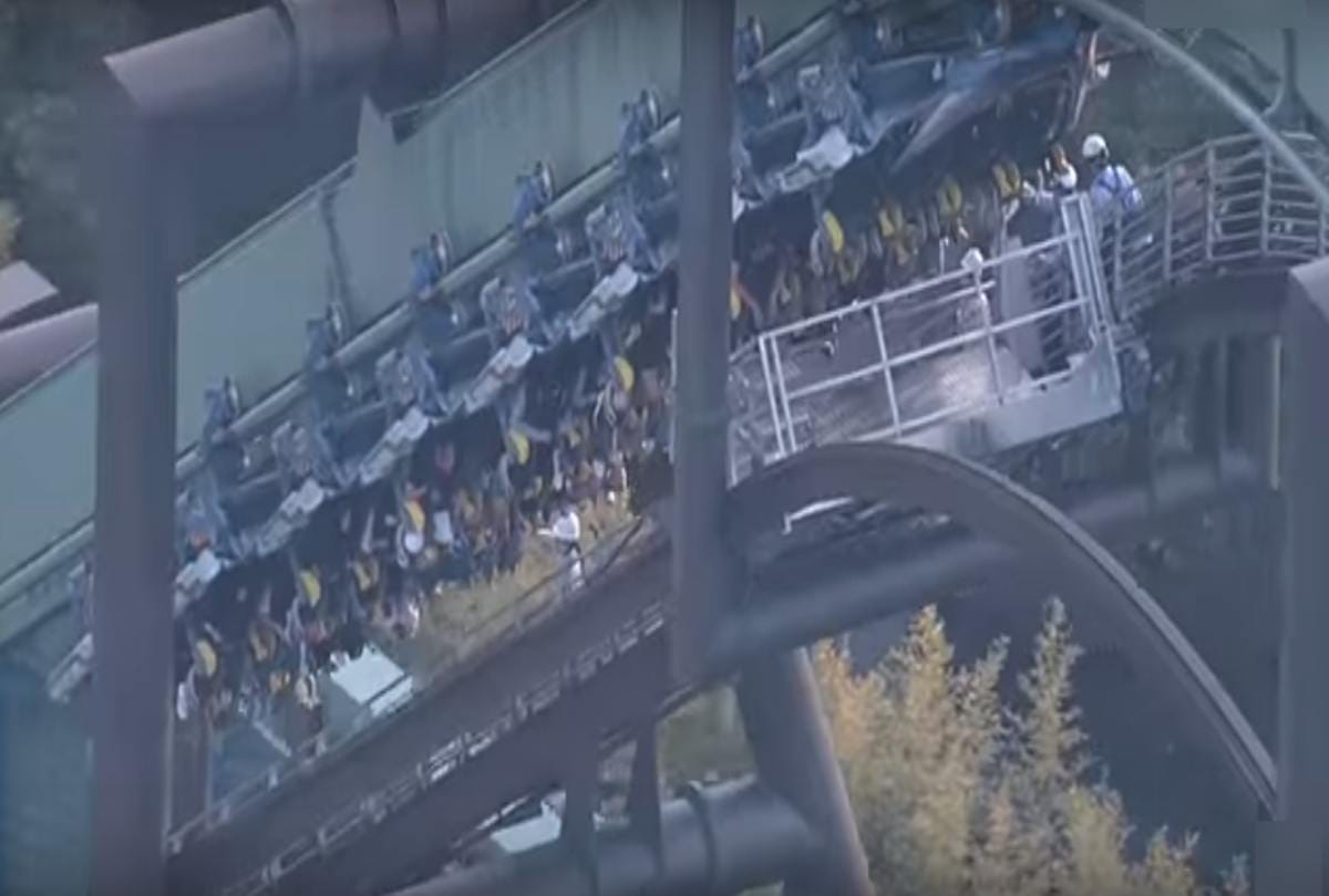 Take a look at these pictures before you sit in giant roller coaster ride 