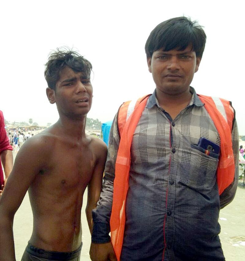 गंगा में डूबे सात श्रद्धालुु, गोताखोरों ने बचाया