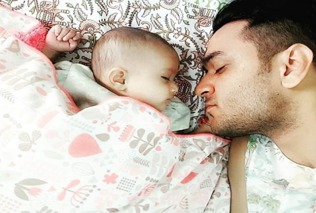 former bigg boss contestant vikas gupta slams troller over niece 