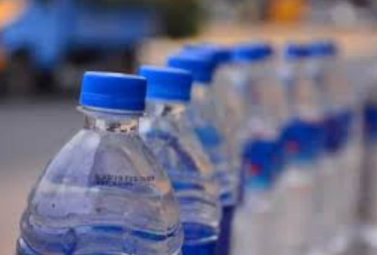 know about environmental working group (ewg) report on water pollution