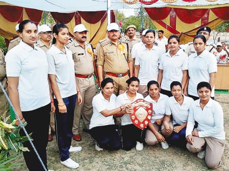 Allahabad's Lal Keshar hits Harish of Mahoba