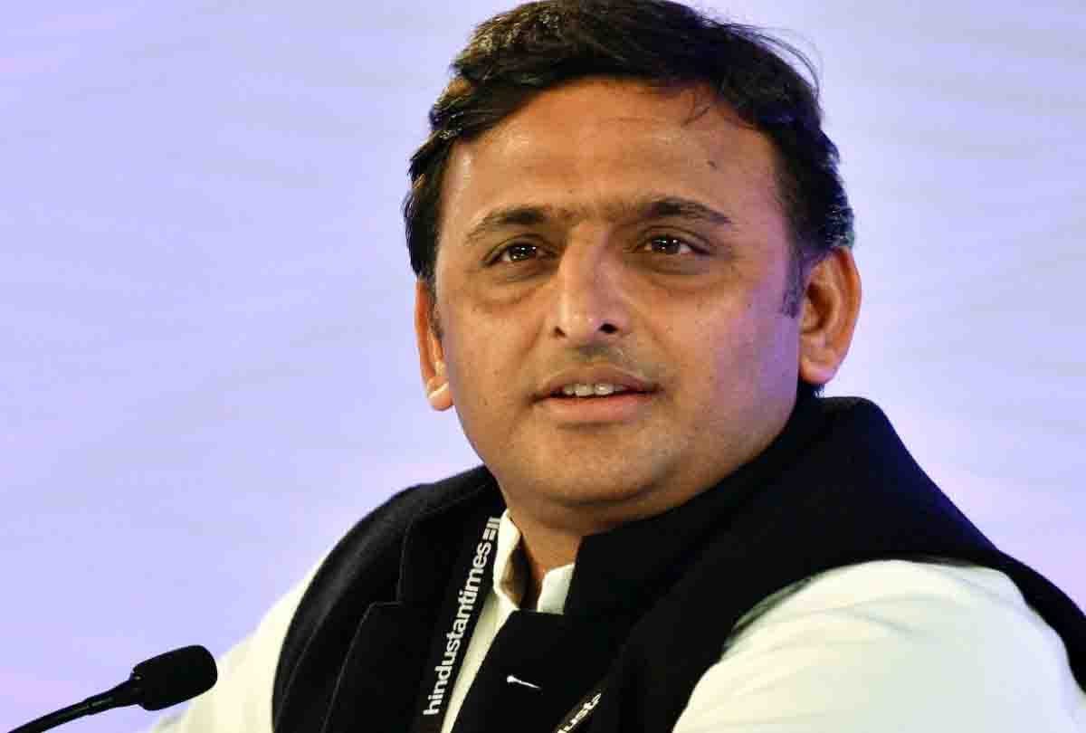 Akhilesh big statement about Shiksha Mitra