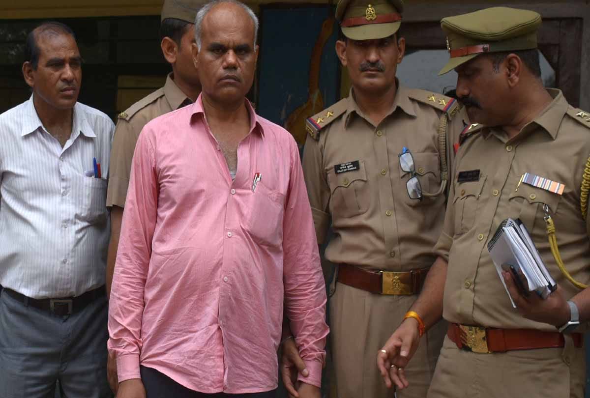 eight years old student dies in college campus in kanpur