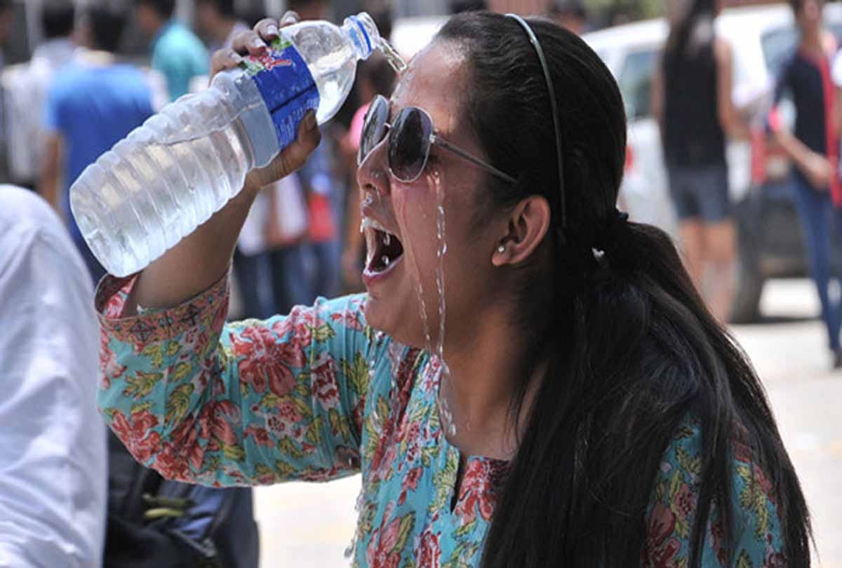 Five death in heat wave