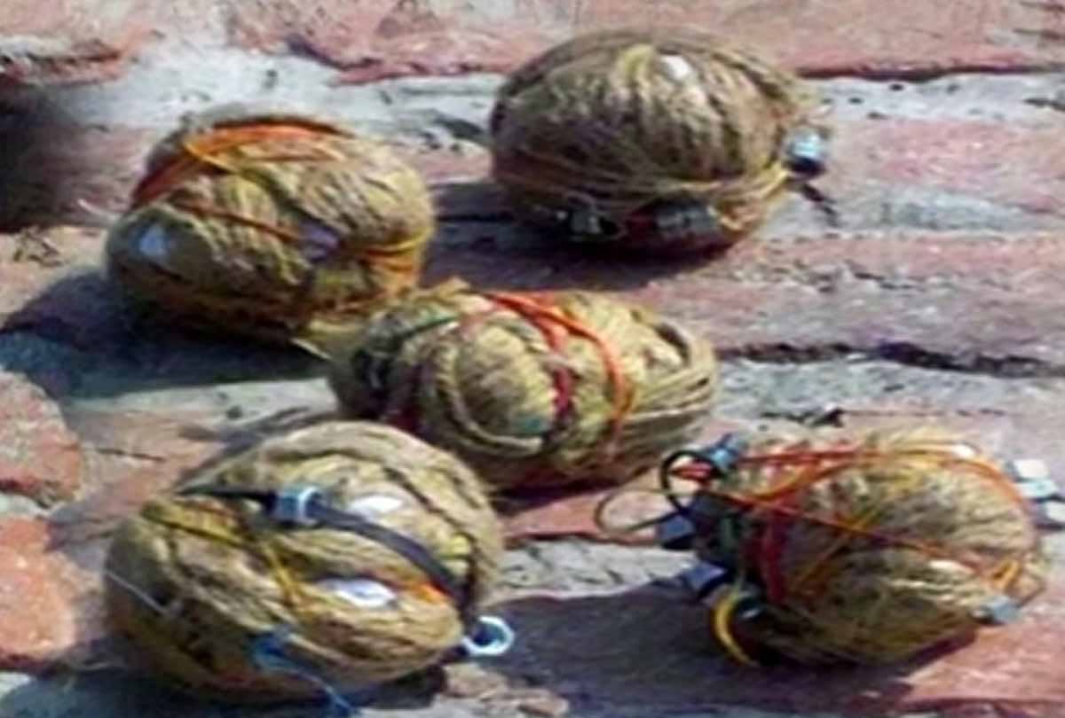 Two children injured in bomb blast