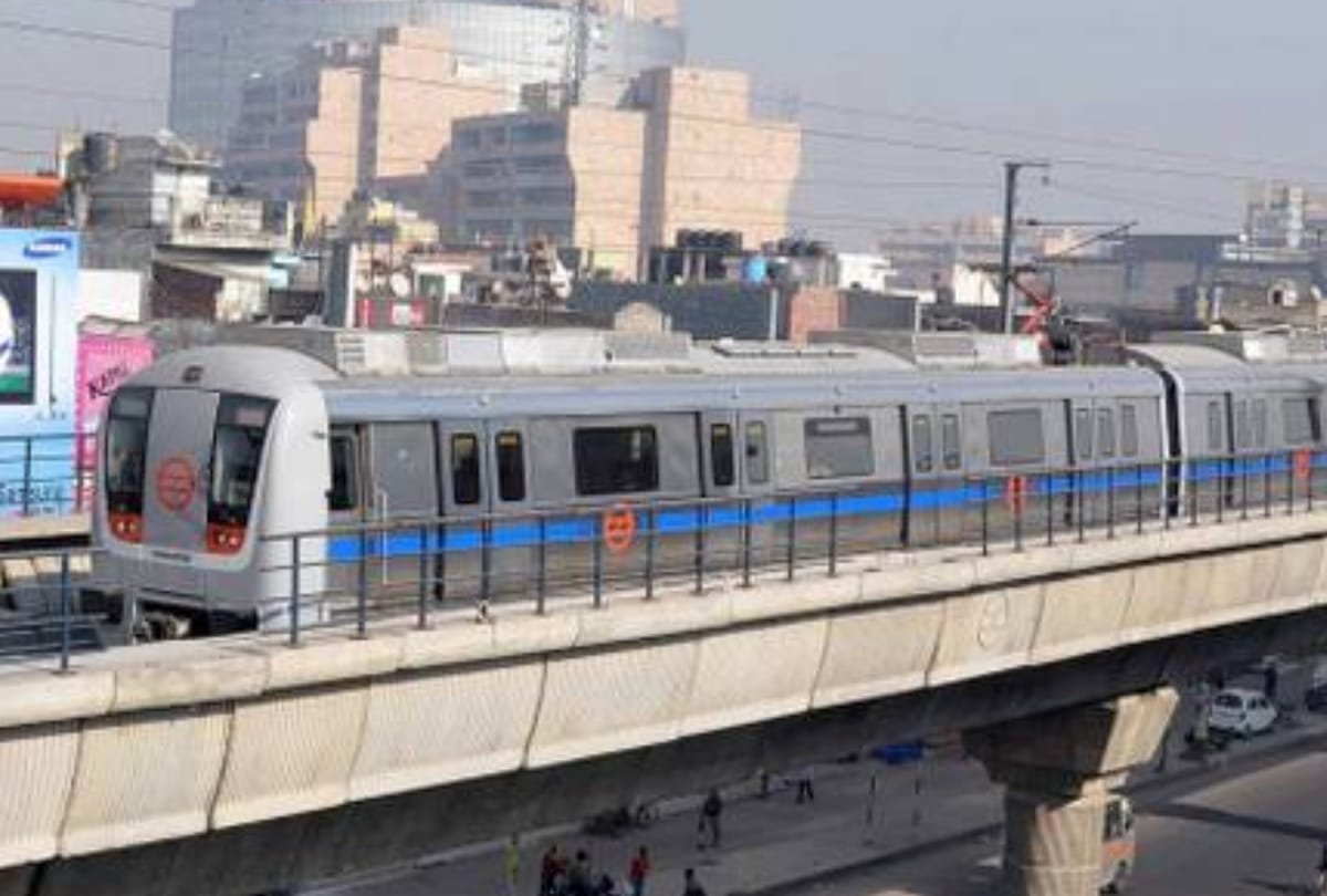 Shooting will be done In Metro Coach Two Lakh Rupees Per Hour Fare