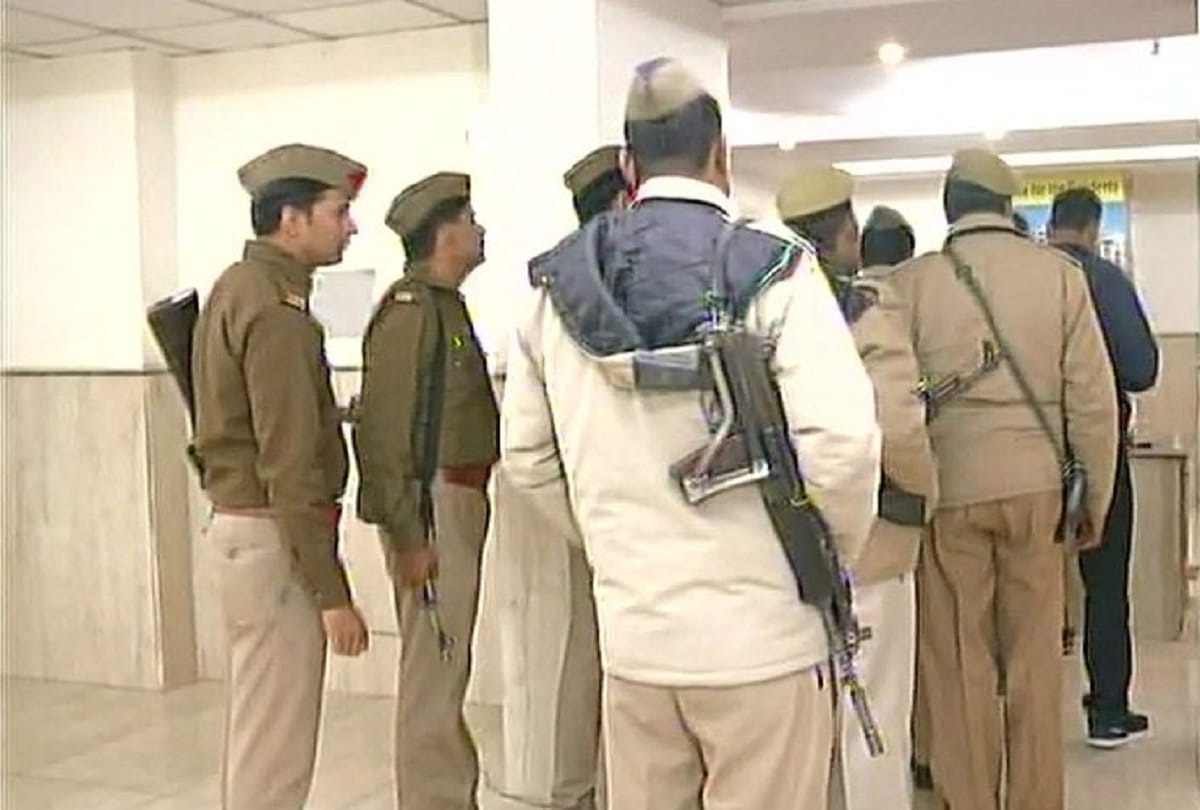 A young man killed his wife due to illicit relation in uttar pradeshs noida