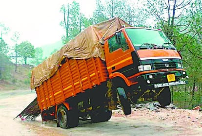 MoRTH asked to explore option to charge Toll on National Highways Based on Vehicle Weight