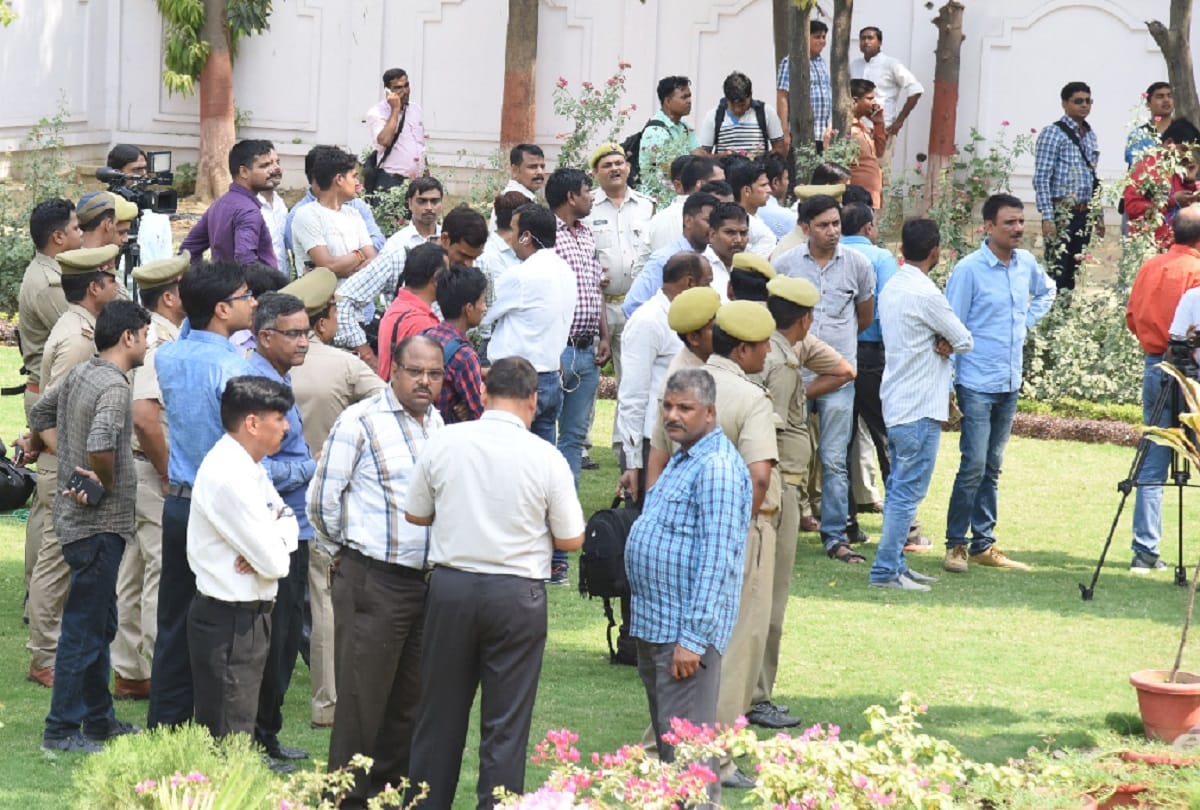 additional SP of ATS rajesh sahni suicide reason may be Issue of ISI agent arrest