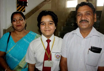CBSE 10th result meet varanasi toppers and his Success Story 