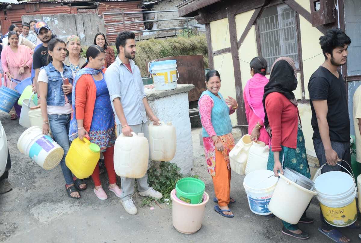 water crisis increasing day by in the shimla city the capital of himachal
