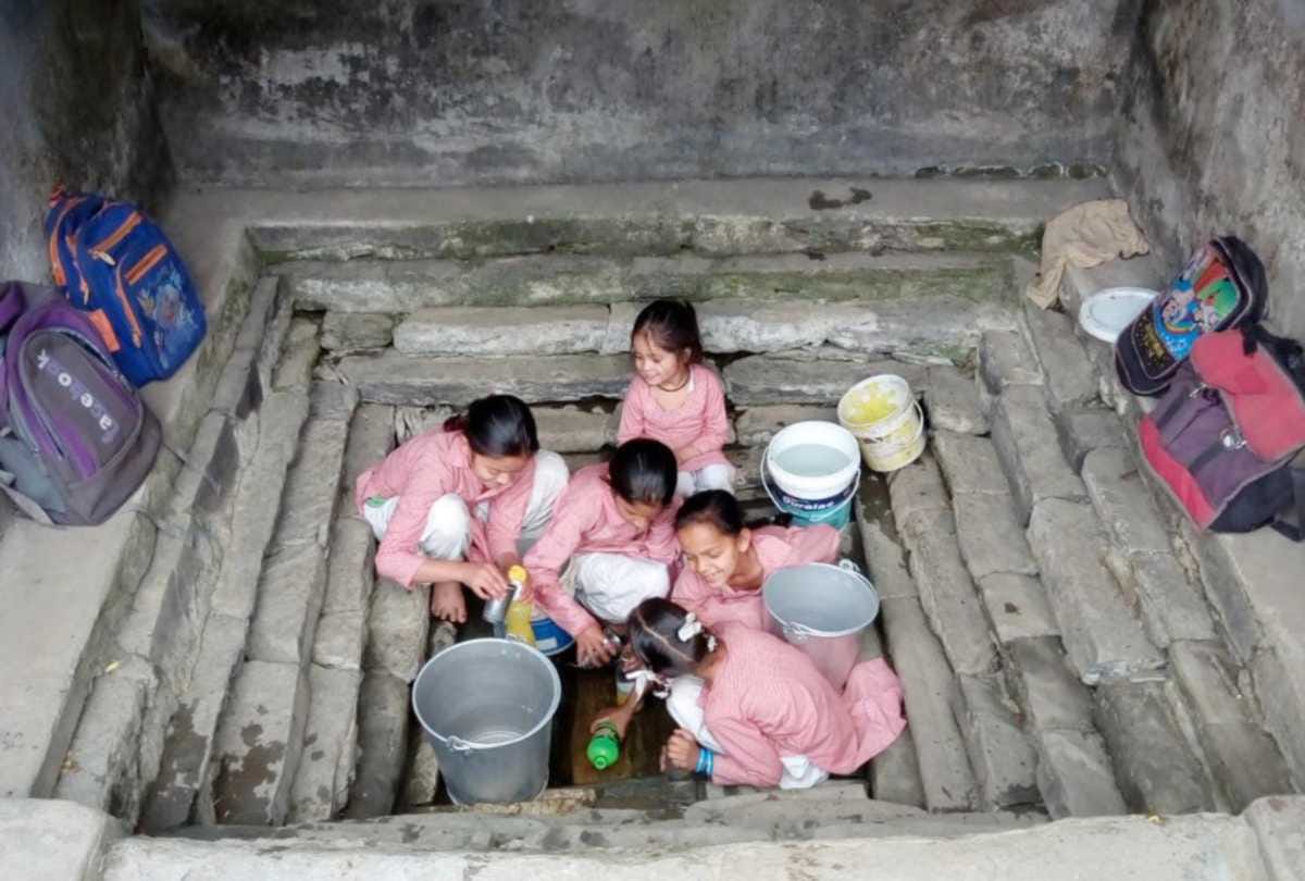 water crisis increasing day by in the shimla city the capital of himachal