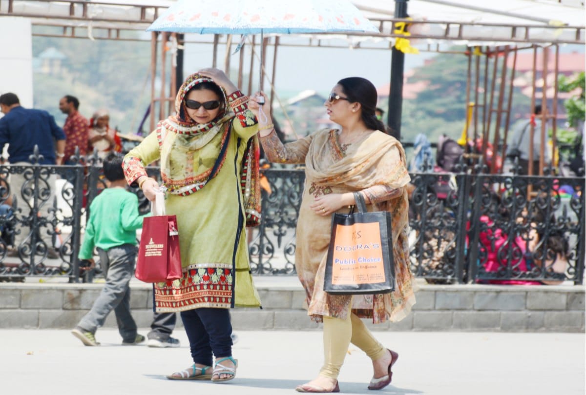 himachal weather report shimla recorded hottest day una temperature at 43 degree