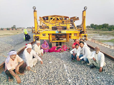 Farmers stopped work on freight corridor if no compensation was received