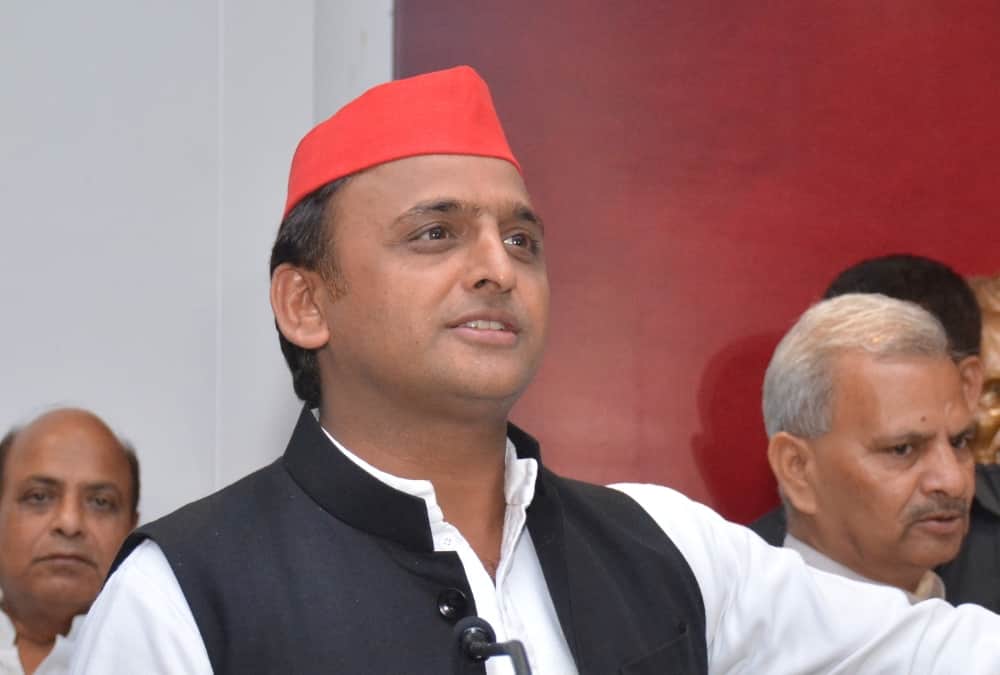 अखिलेश यादव