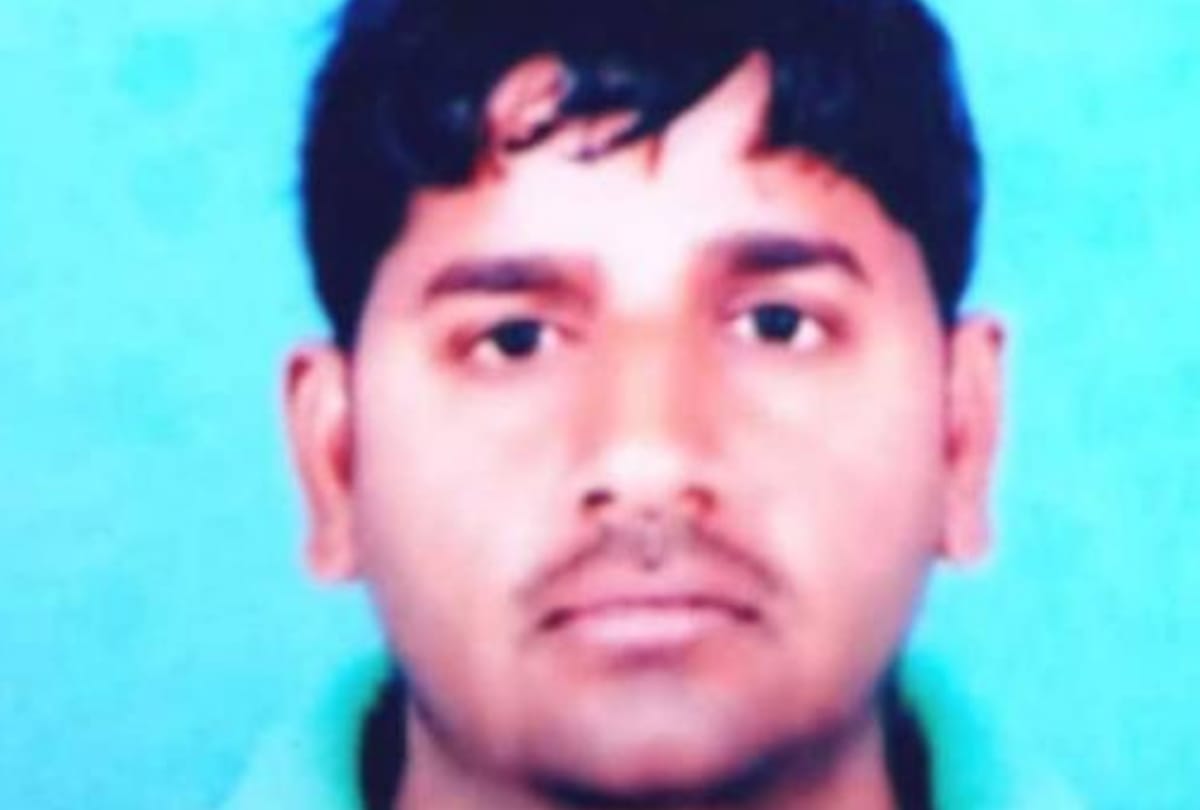 accused was pressurizing to withdraw case of rap then he kill man