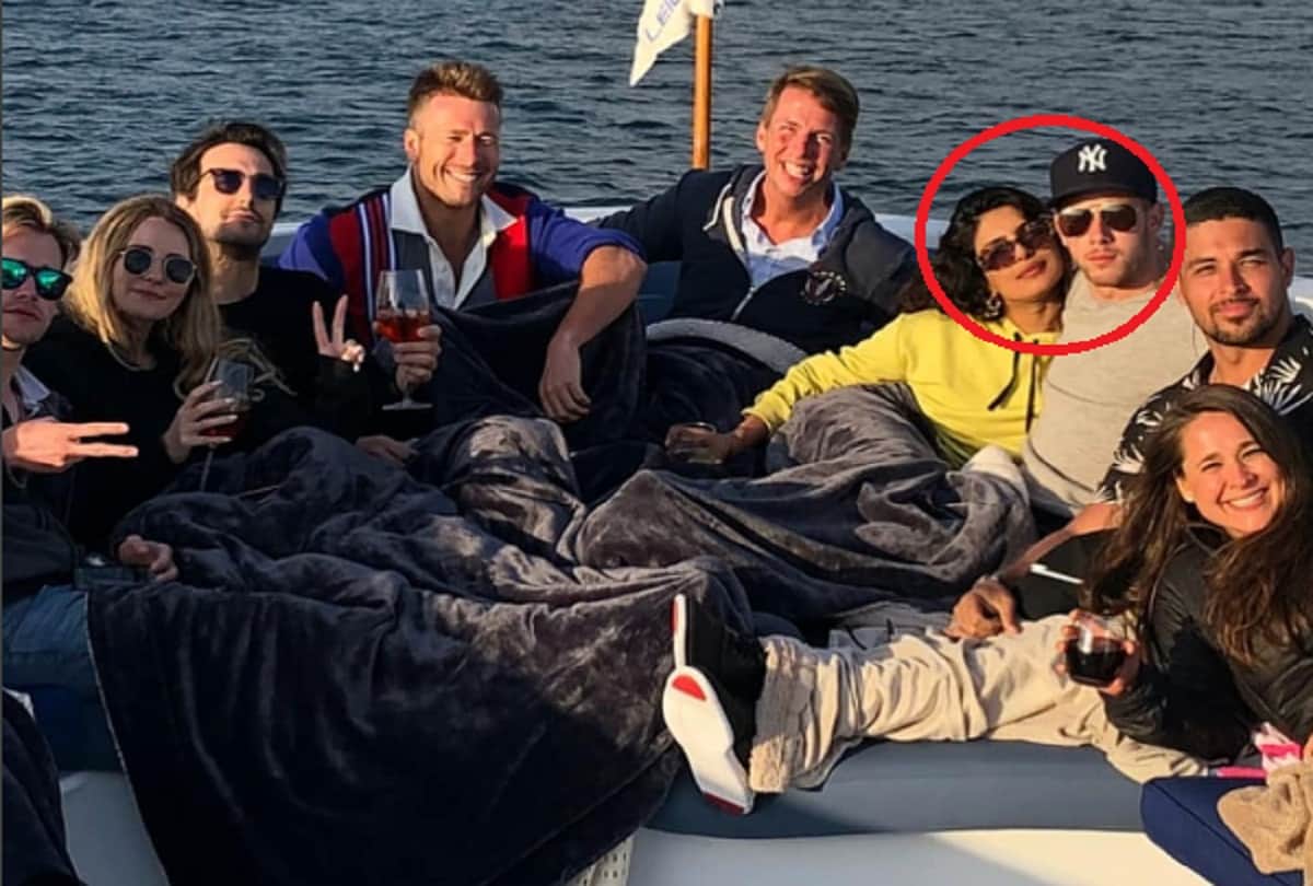 nick jonas propose priyanka chopra for marriage