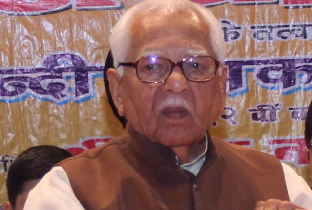 hindi patrakarita diwas celebrated in lucknow