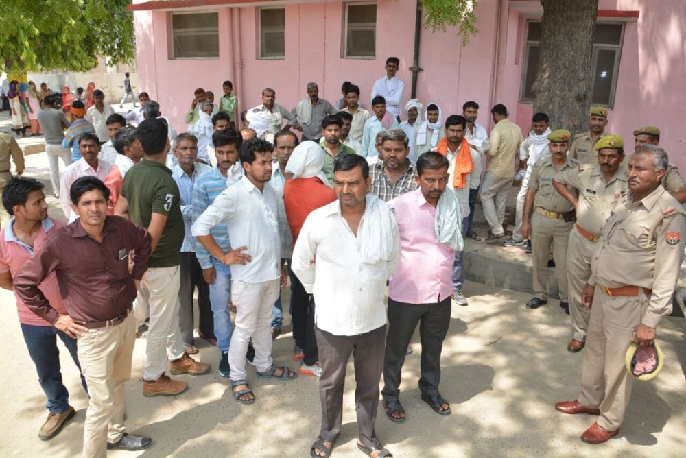 firozabad pac soldier died in road accident