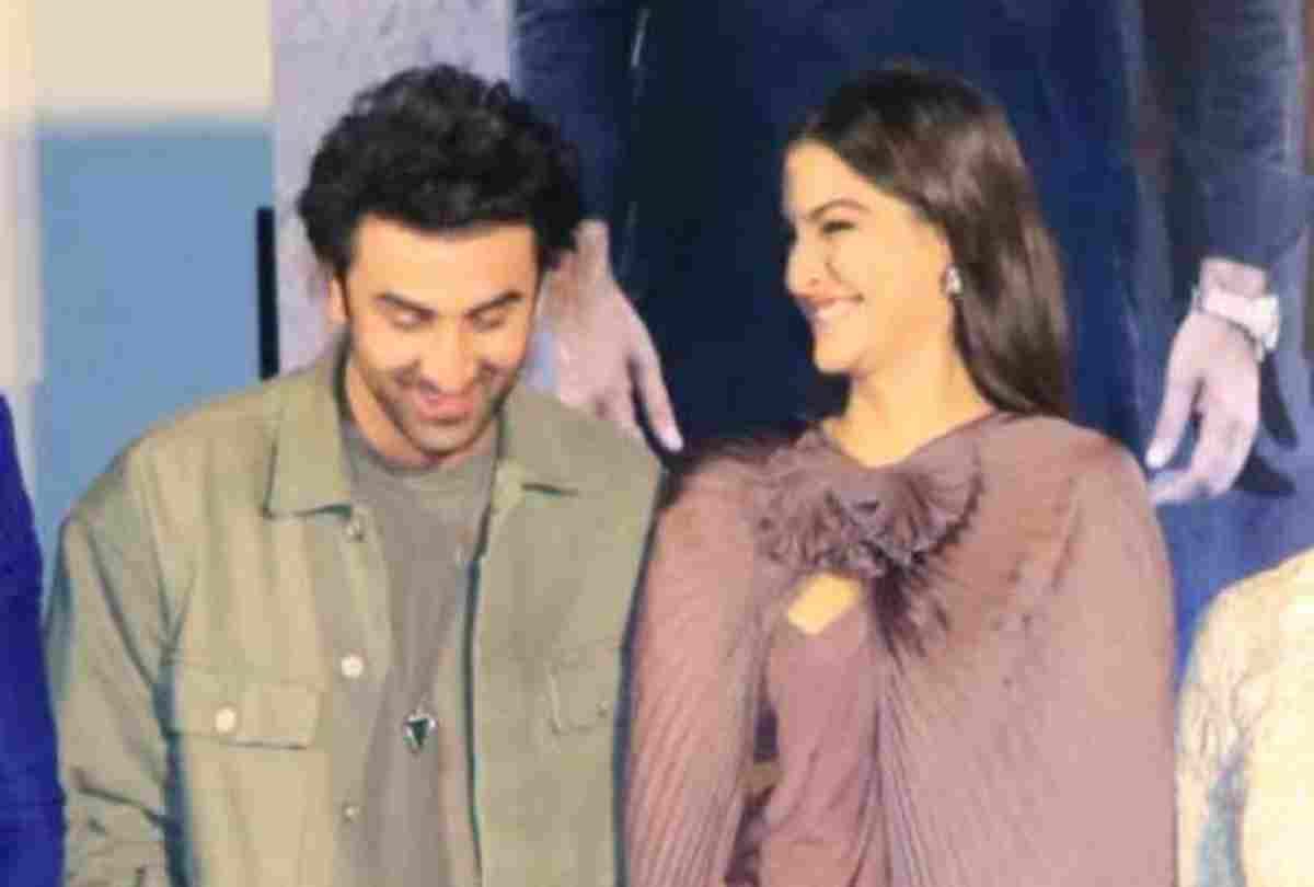 ranbir kapoor revealed about his girlfriends at sanju traler launch