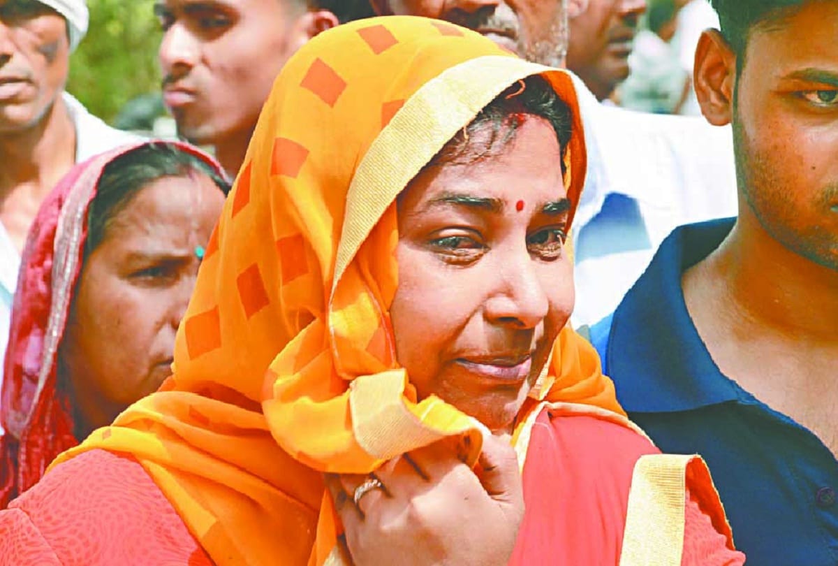 A soldier dies in dubious condition at noida