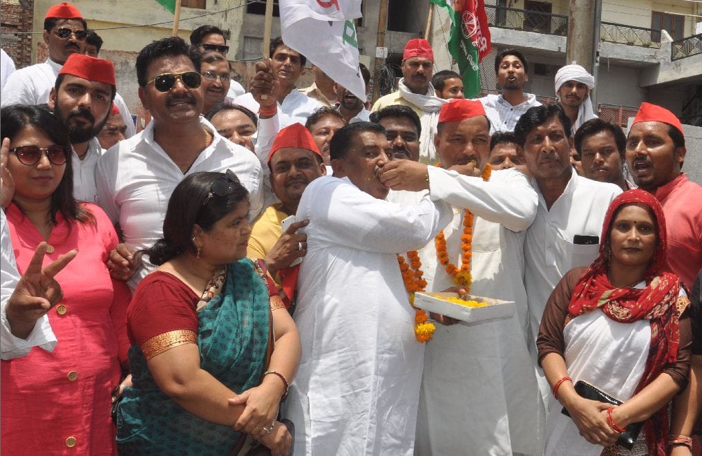 SP RLD workers celebration after Kairana Noorpur Bypoll Results 2018