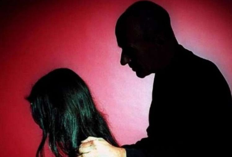Nokrani Rape Video - à¤µà¤¹ à¤®à¥‡à¤°à¤¾ à¤«à¥‡à¤µà¤°à¥‡à¤Ÿ à¤­à¤¾à¤ˆ à¤¥à¤¾ à¤”à¤° à¤‰à¤¸à¥€ à¤¨à¥‡ à¤®à¥‡à¤°à¥‡ à¤¸à¤¾à¤¥ à¤à¤¸à¤¾ à¤•à¤° à¤¦à¤¿à¤¯à¤¾, à¤°à¥‡à¤ª à¤ªà¥€à¤¡à¤¼à¤¿à¤¤à¤¾ à¤¨à¥‡ à¤¬à¤¤à¤¾à¤ˆ  à¤†à¤ªà¤¬à¥€à¤¤à¥€ - Rape Survivor Girl Raped By Her Bhaiya She Tell
