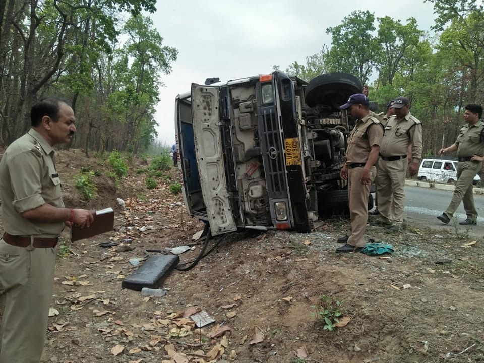  After Accident contractor do shameful act with four labour dead bodies
