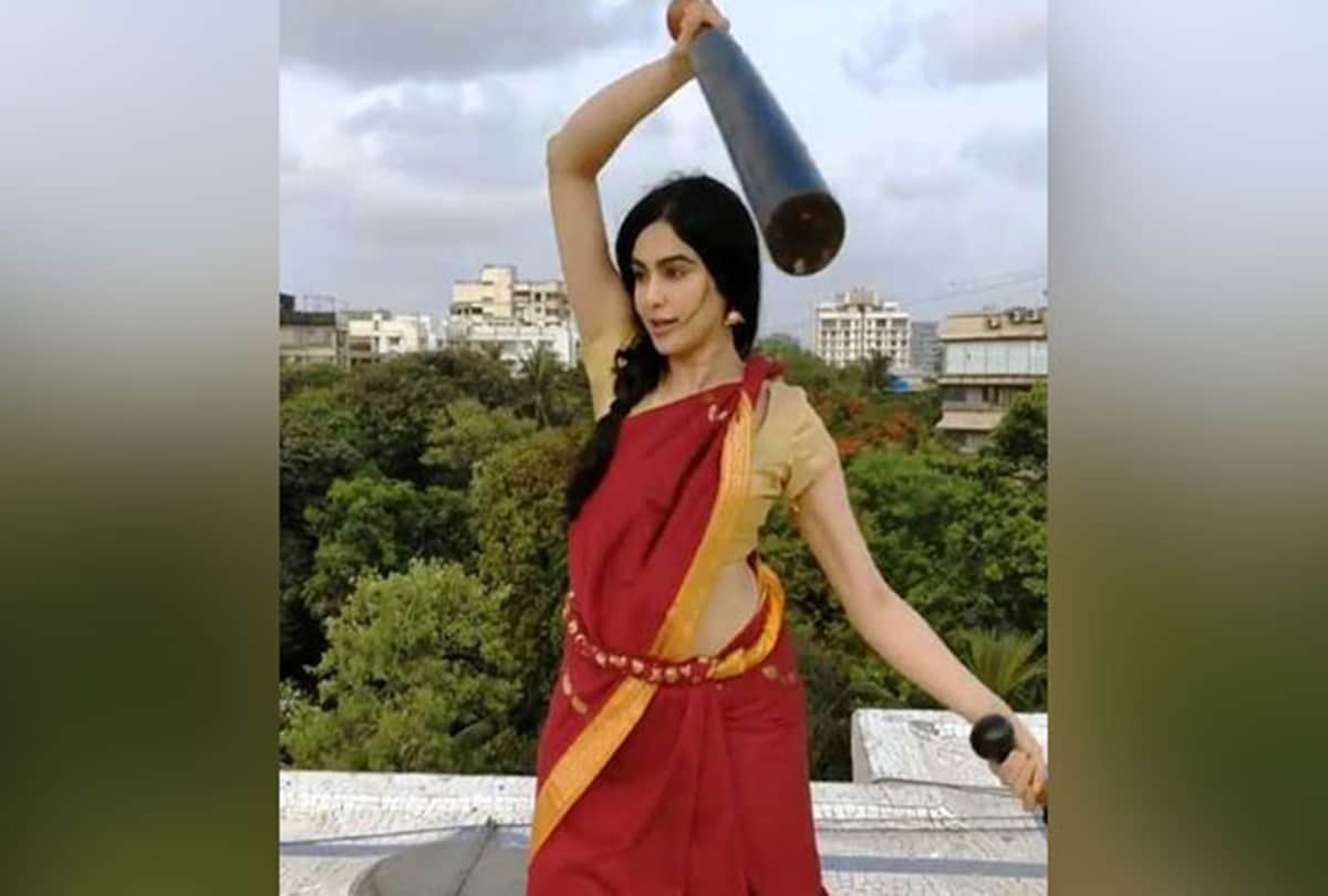 adah sharma exercise video goes viral