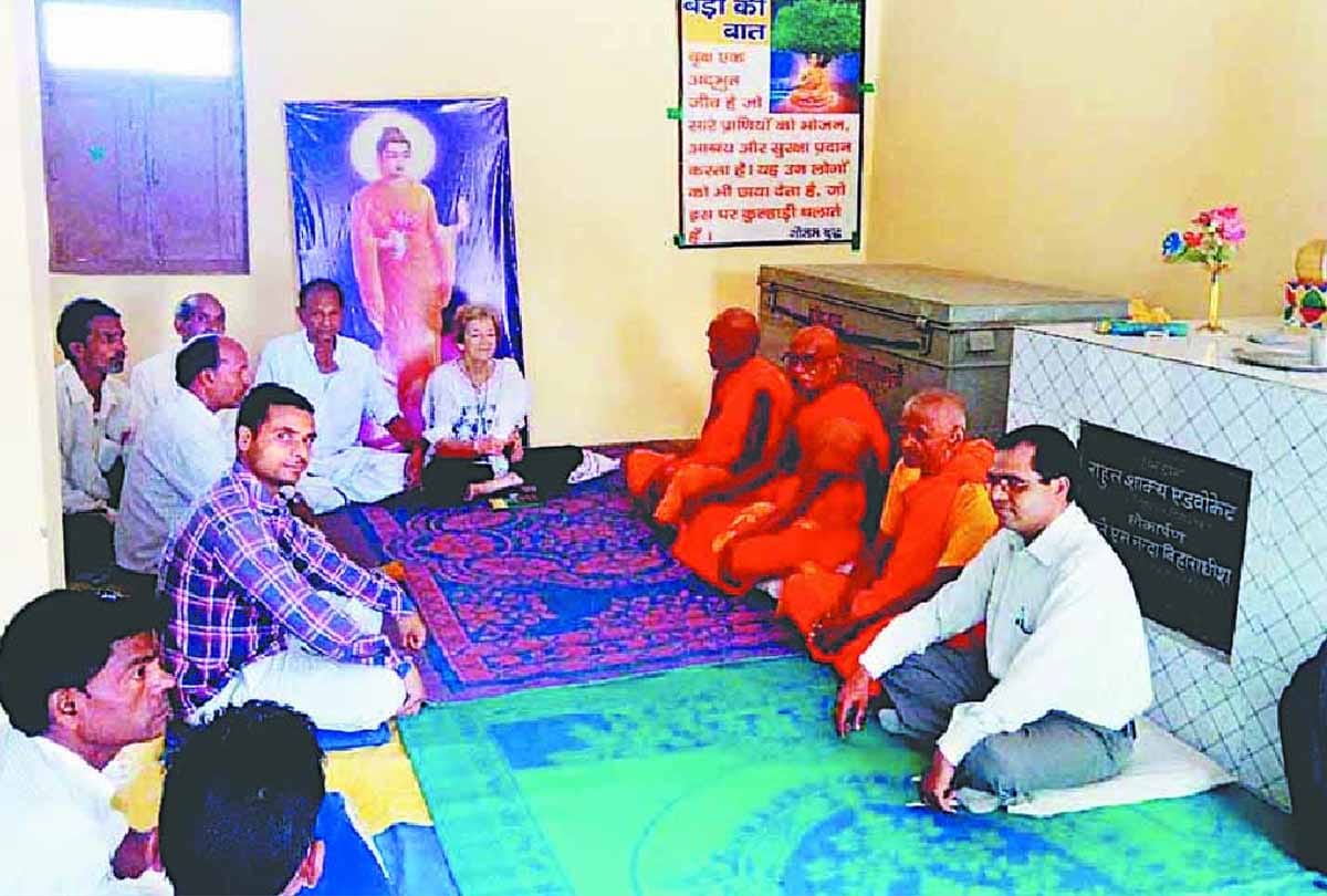 Agneshika inhabitant of poland promoting Buddhism