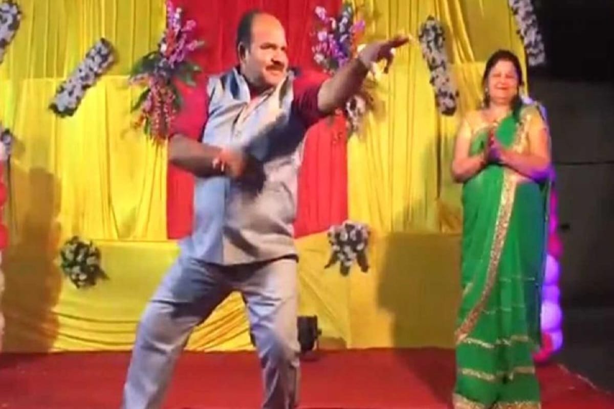 Internet sensation Sanjeev Shrivastava dancing to Govinda song