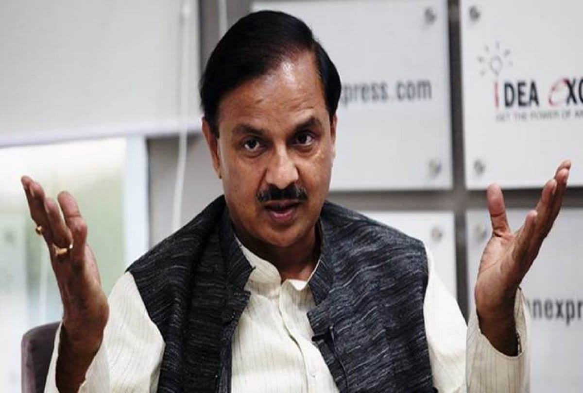 at greater noida kisan chowk fob will be constructed says minister mahesh sharma