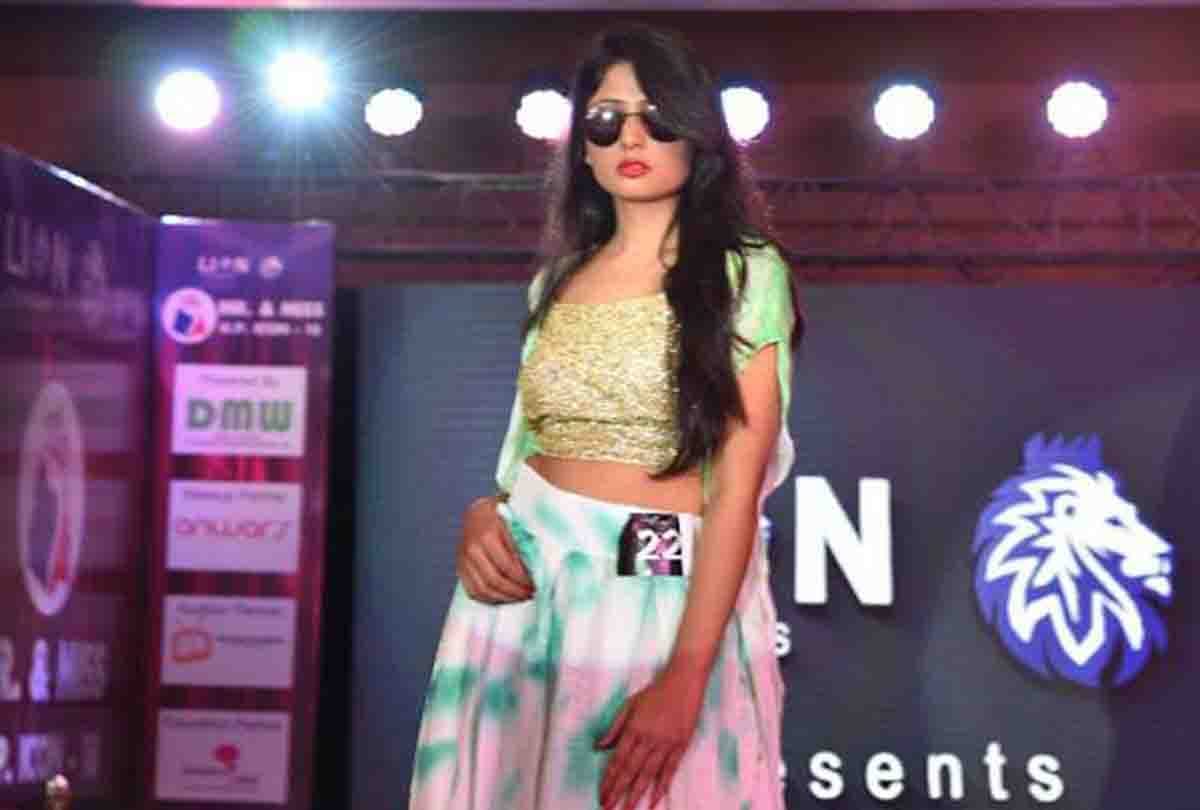 Pragati Tiwari wins Kanpur's Miss uttar pradesh Icon-2018 title