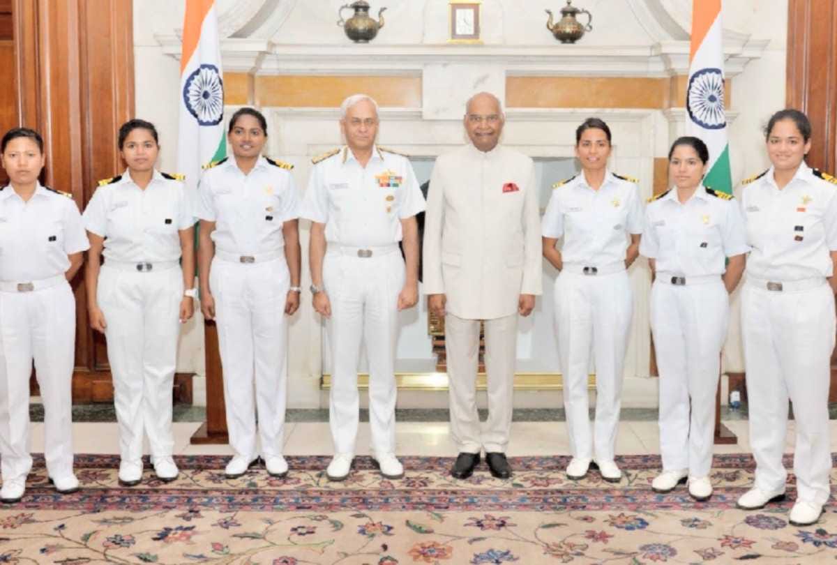 president of india ramnath kovind met crew of INSV Tarini in delhi