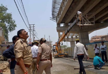 Plate of under-construction flyover falls in Varanasi of Uttar Pradesh