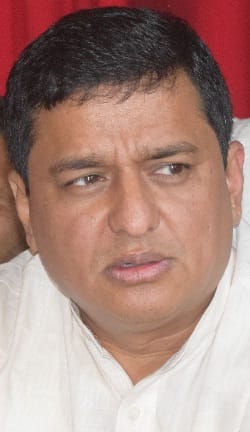 नैनी झील के अलावा पेयजल के अन्य स्रोत तलाशें : बलूनी